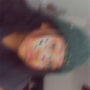 Meet your Posher, Lesly